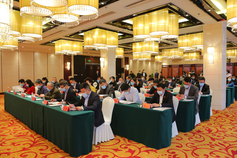 集團(tuán)公司董事長孫涌參加青島市勞動模范協(xié)會第三屆會員代表大會暨換屆工作會議(圖2)